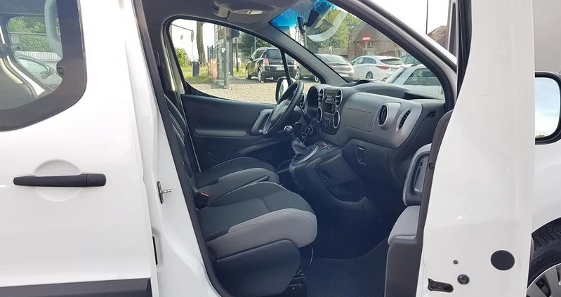 Citroen Berlingo cena 33900 przebieg: 249000, rok produkcji 2015 z Milicz małe 704